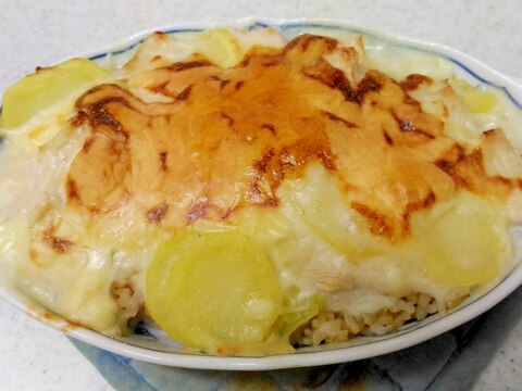 鶏とじゃがいものドリア